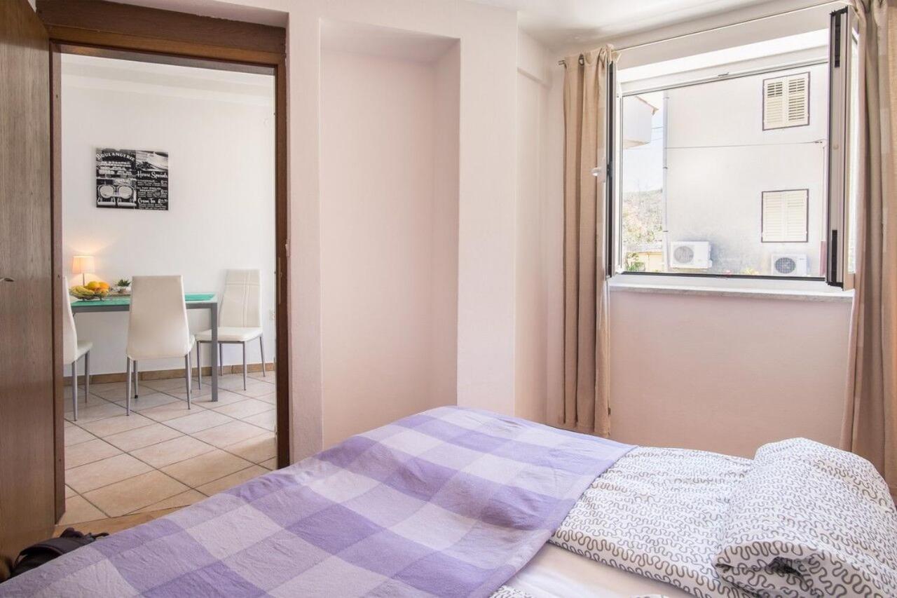 Apartment Polo Врбник Екстер'єр фото