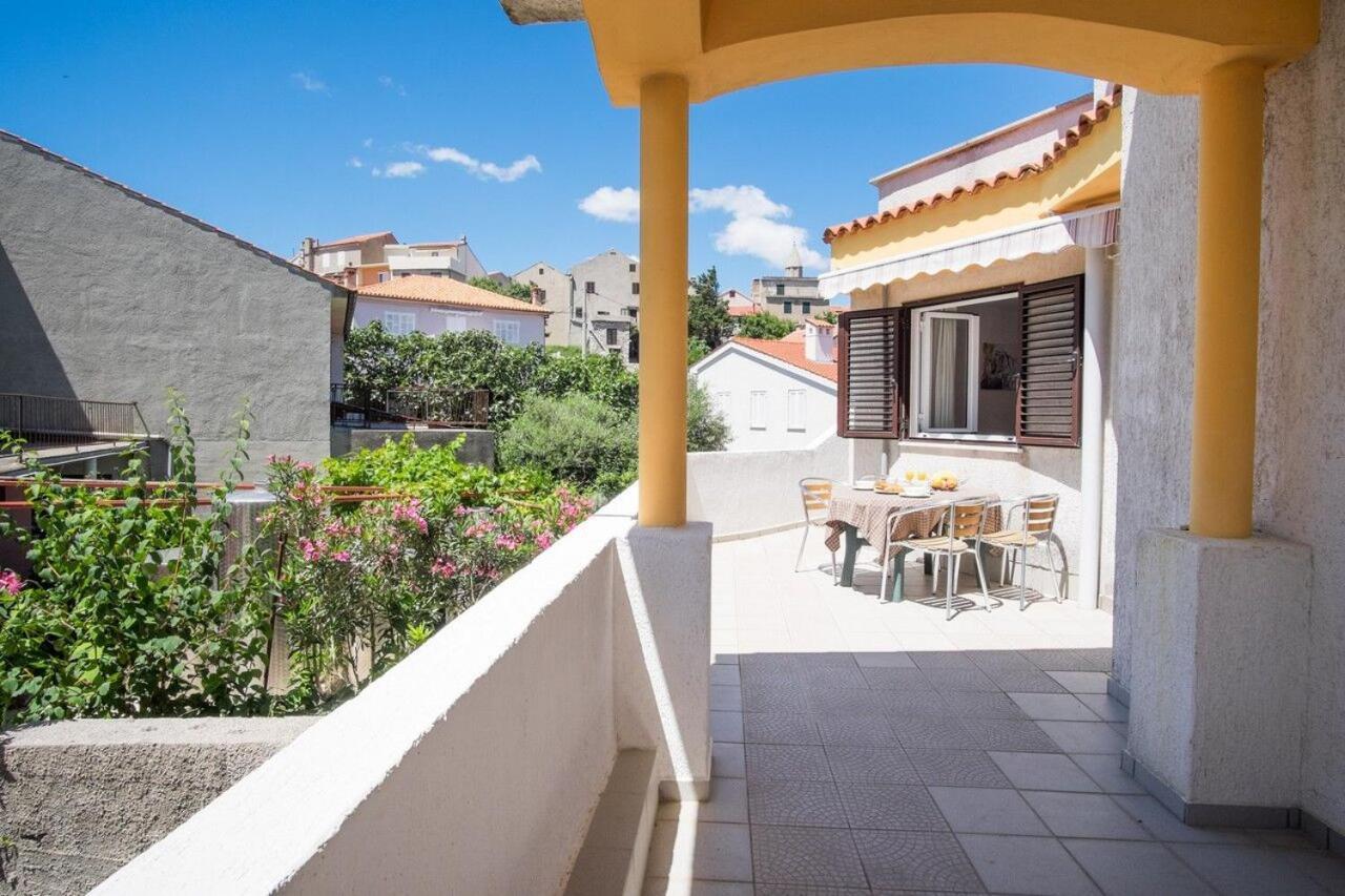 Apartment Polo Врбник Екстер'єр фото